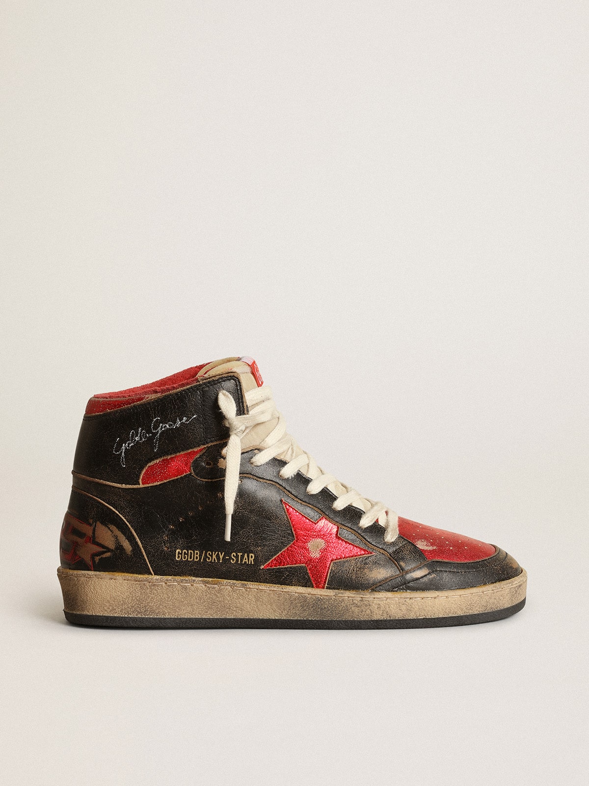 Women's Sky-Star in black glossy leather with red star| Golden Goose
